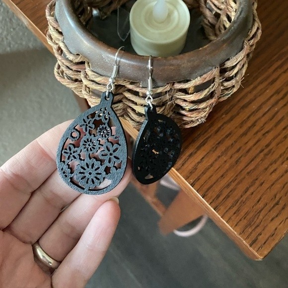 Boho Black wooden laser cut teardrop earrings NEW Jewelry choose 3 for $12 - Picture 4 of 6